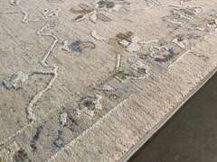 MAGNIFICENT NEUTRAL RUG 8X11