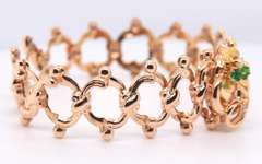 Vintage Yellow Gold Expandable Clover Bracelet