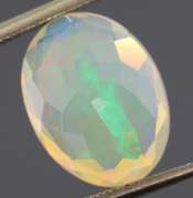 Wonderful glittering 2.96ct faceted Jelly Opal