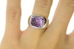 18K White Gold Amethyst Diamond Halo Loccai Design Ring