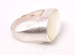 Mother of Pearl Ring in Sterling Silver