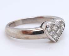 Sparkling White Gold Invisible Set Heart Ring