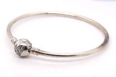 Pandora Sterling Silver You Melt My Heart Bangle Bracelet
