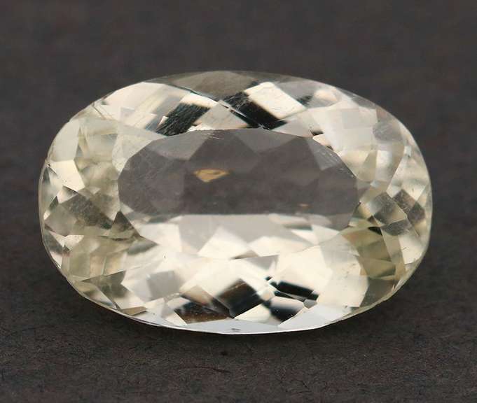 Captivating 11.03ct high fire champagne Kunzite