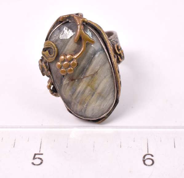 Gorgeous Rare 12.97CTS Natural Green Sapphire Ring in Gold Plated Sterling Silver