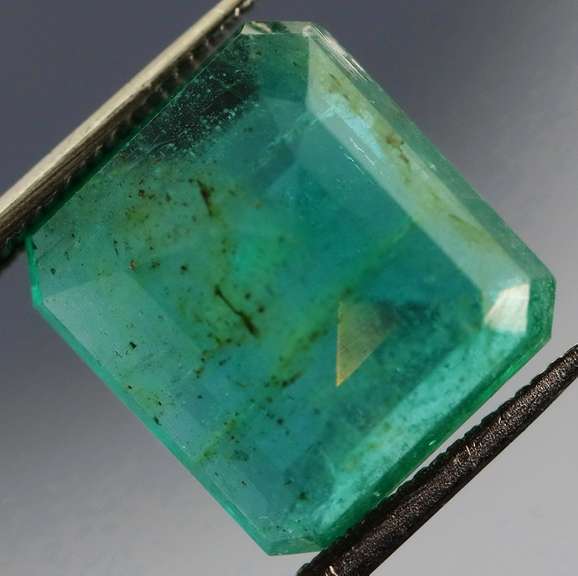 Top green! UNHEATED! Real 3.66ct Colombian Emerald