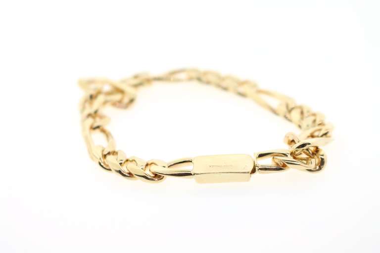 Attractive 10kt Yellow Gold Figaro Chain Bracelet