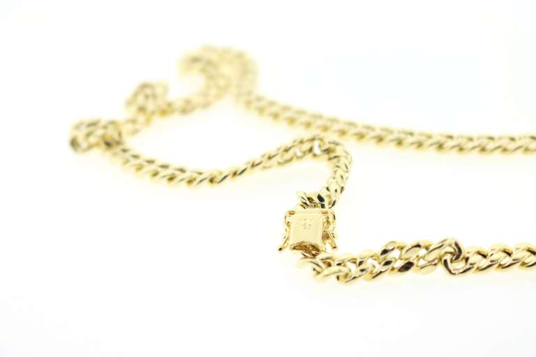 Lavish 10kt Yellow Gold Curb Chain Necklace
