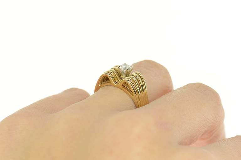 14K Yellow Gold 0.35 Ct Unique Diamond Solitaire Engagement Ring