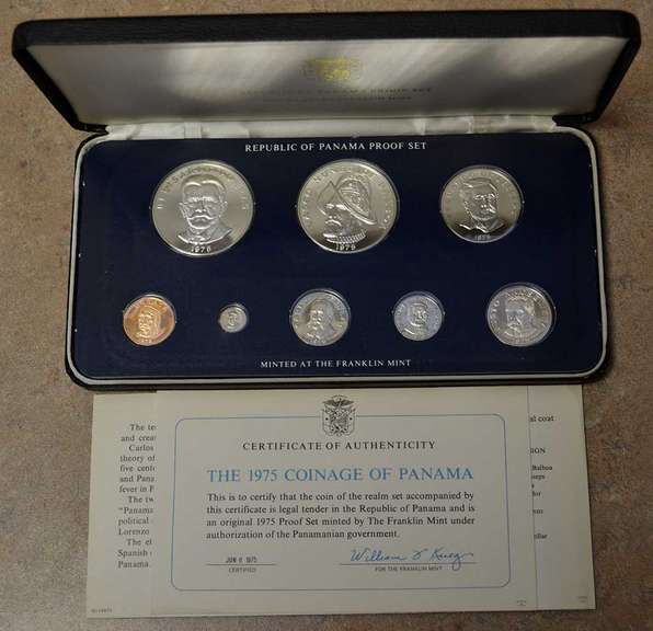 1975 8 PieceRepublic Of Panama Proof Set Minted At Franklin Mint Silver