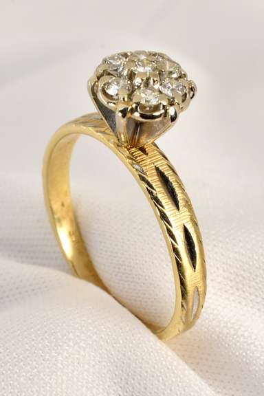 Small Scale 14k Diamond Cluster Ring