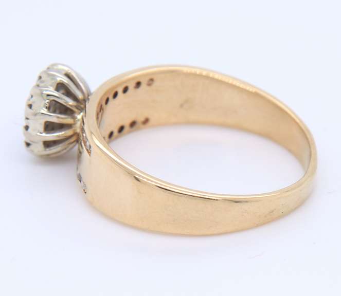 Handsome Yellow Gold Diamond Cluster Ring