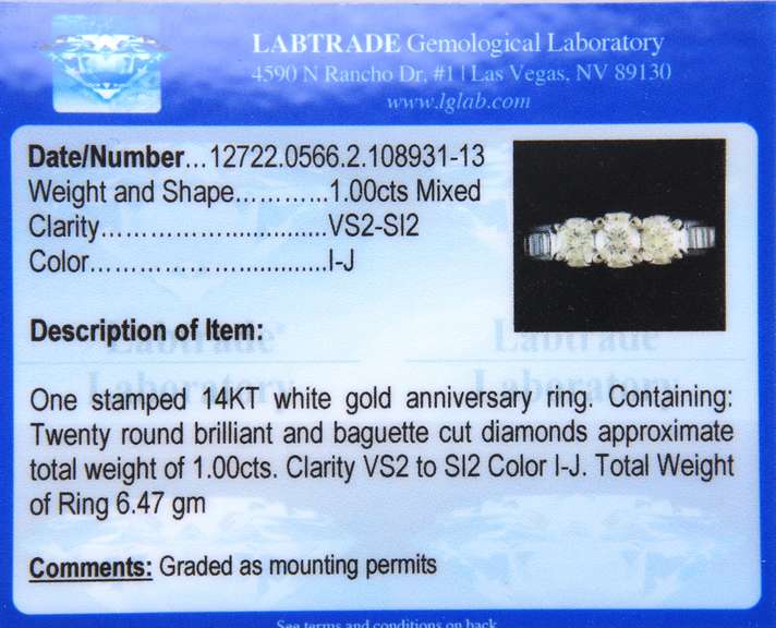 Brilliant White Gold Diamond w Baguette Ring
