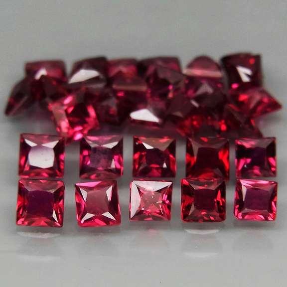 Radiant princess cut! Unheated! 3.88ct Sapphire set!