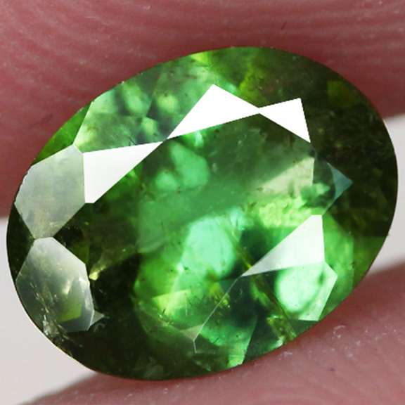 Top 1.52ct natural apple green Tourmaline