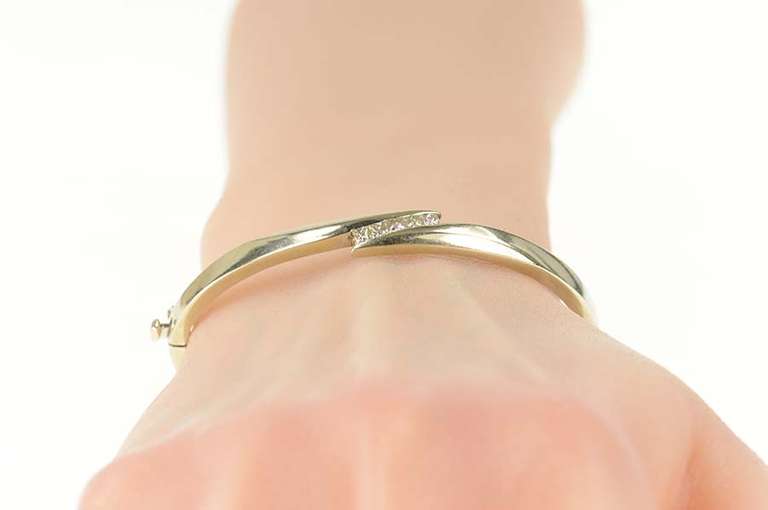 14K White Gold 0.50 Ctw Diamond Ornate Bypass Bangle Bracelet