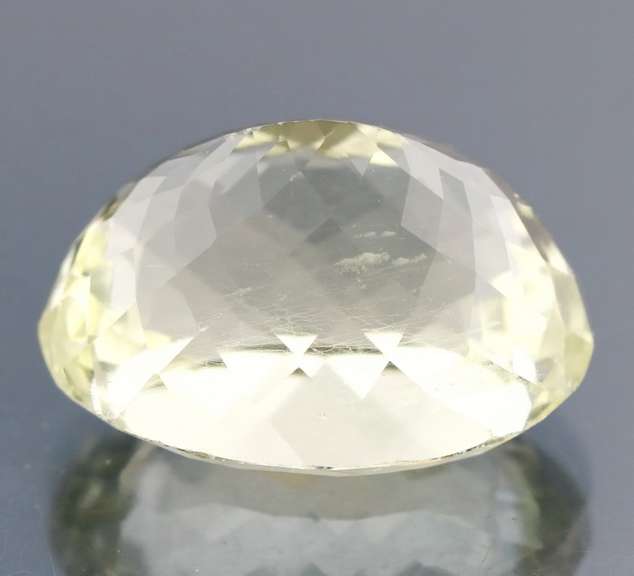 Remarkable 39.43ct high fire platinum blonde Kunzite