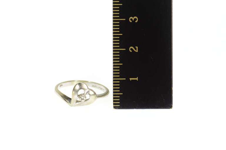 10K White Gold Retro Diamond Heart Bypass Promise Ring