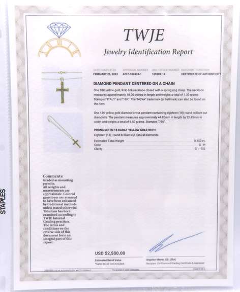 Wonderful 18kt Diamond Cross Pendant on Chain