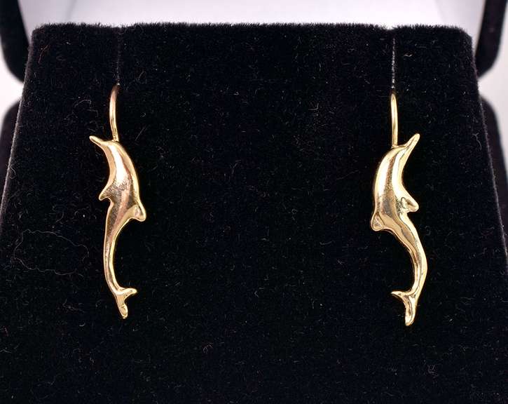 Dazzling Doldphin Earrings in 14K Yellow Gold