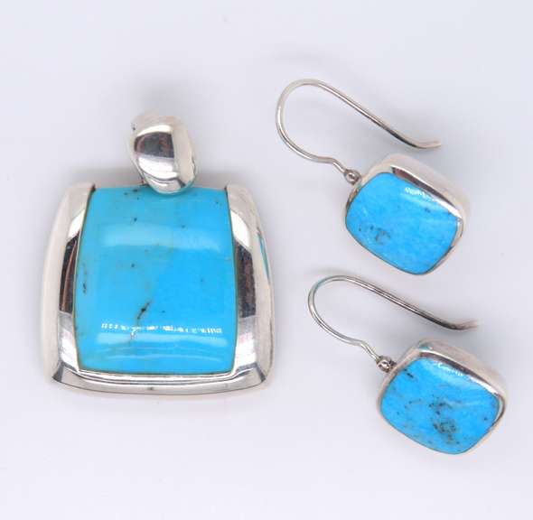 Lot of Vintage Sterling Silver Thailand Turquoise Pendant and Earrings