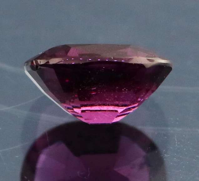 Simply lovely 1.58ct violet pink Umbaite Garnet