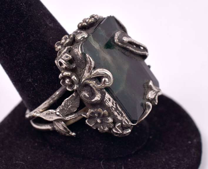 Dreamy Massive 18.37CTS Green Sapphire Ring in Sterling Silver