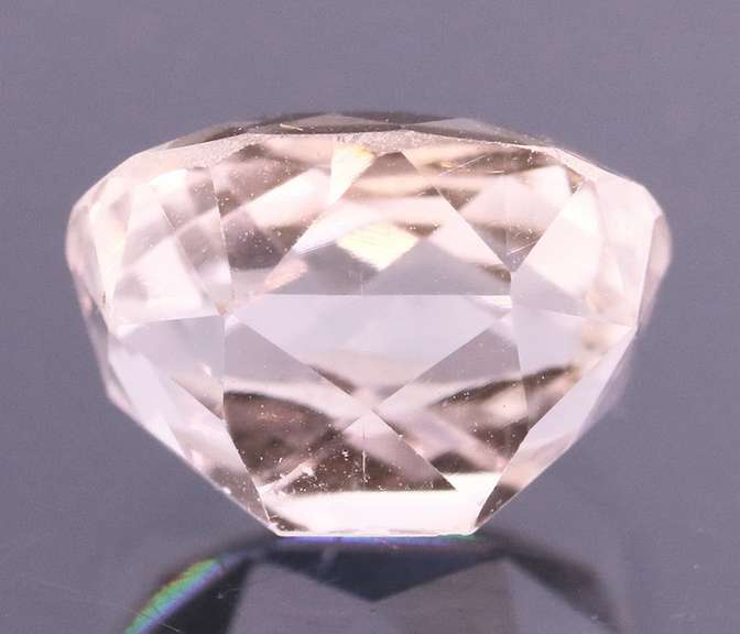 Superb 4.64ct high fire whisper pink Kunzite