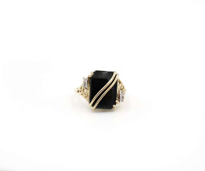 Vintage Black Onyx and Diamond Ring in 14K