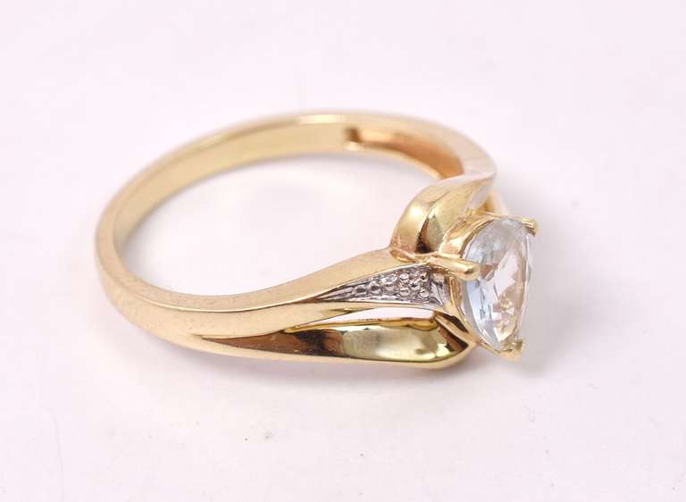 Darling White Crystal Ring in Yellow Gold