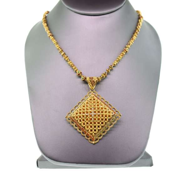 LADIES INDIAN NECKLACE AND PENDANT 22 KT SOLID GOLD