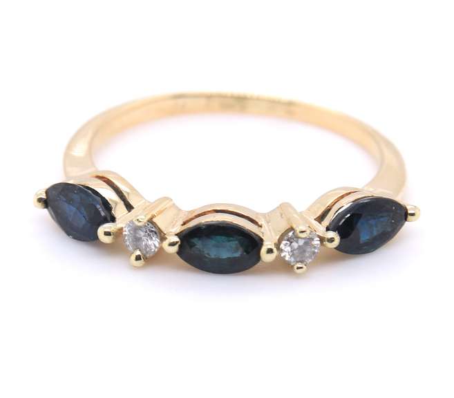 Gorgeous Yellow Gold Sapphire and Diamond Band