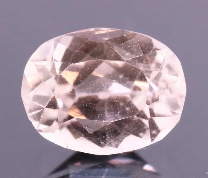 Superb 4.64ct high fire whisper pink Kunzite