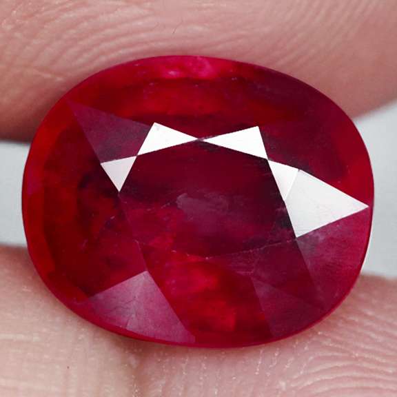 Fantastic 4.80ct oval cut rich blood red Ruby