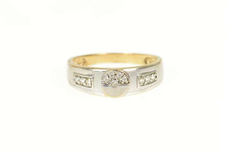 10K White Gold Diamond Geometric Circle Men's Wedding Band Ring