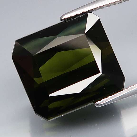 Large 14.70ct untreated VS dark olive green Tourmaline