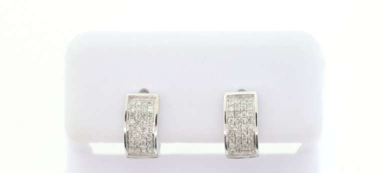 Stunning 10k White Gold Earrings with Beautiful Diamonds