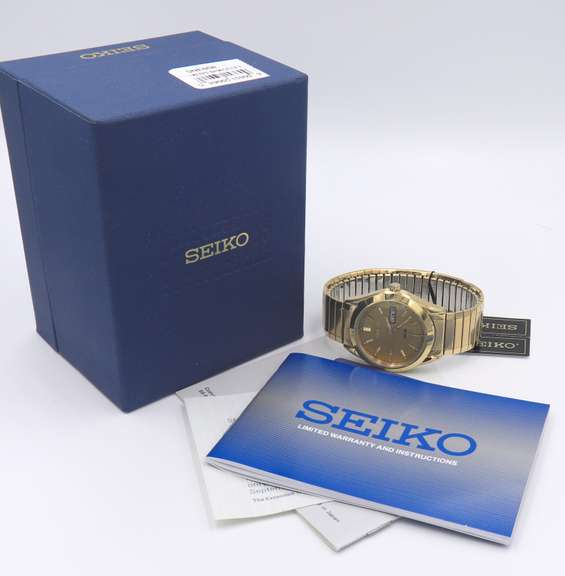 Seiko Solar Day Date Stainless Steel Watch