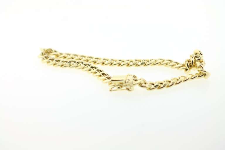 Desirable 10kt Yellow Gold Curb Chain Bracelet
