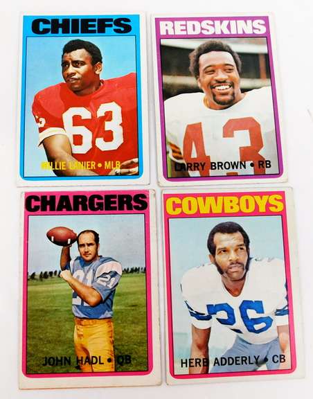 4 Topps 1972 Football Greats Cards