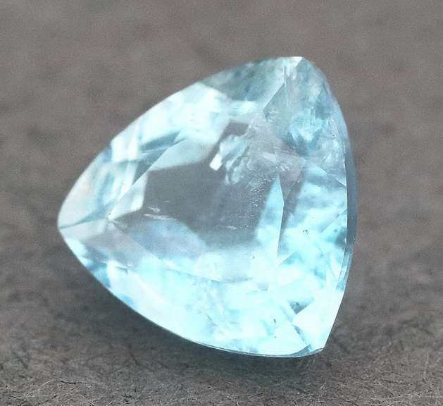 Silvery blue UNHEATED 1.45ct Aquamarine