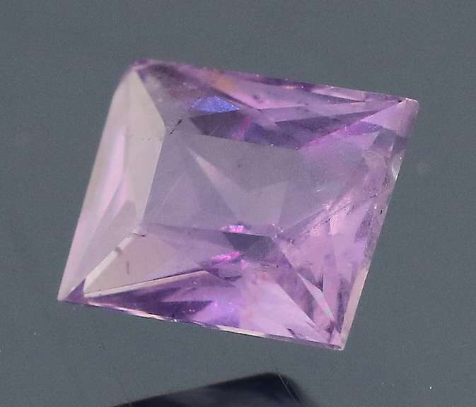 Rare .87ct untreated pinkish violet Spinel