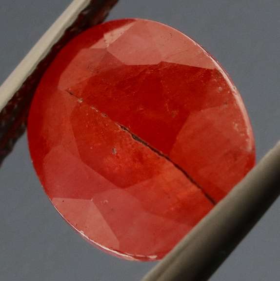 Gorgeous red orange 4.20ct Imperial Sapphire