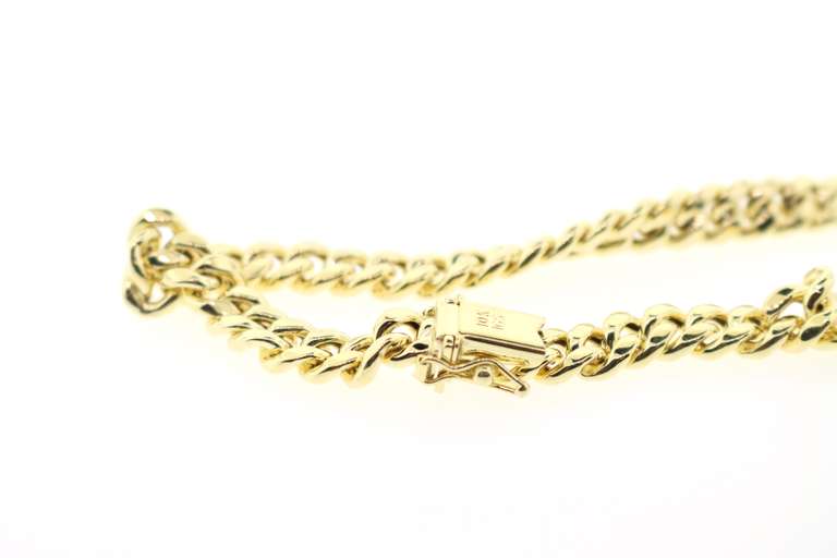 Trendy 10kt Yellow Gold Curb Bracelet