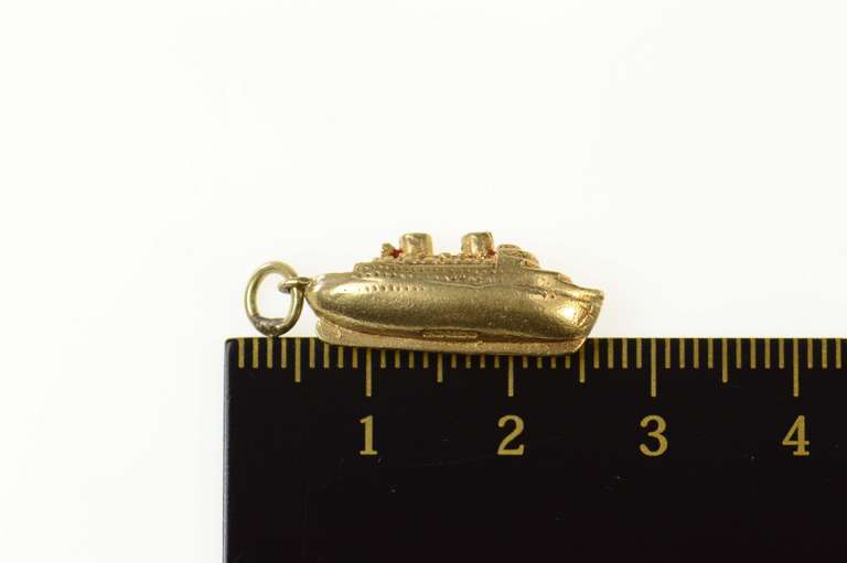 9K Yellow Gold 3D Cruise Ship Liner Passenger Boat Charm/Pendant