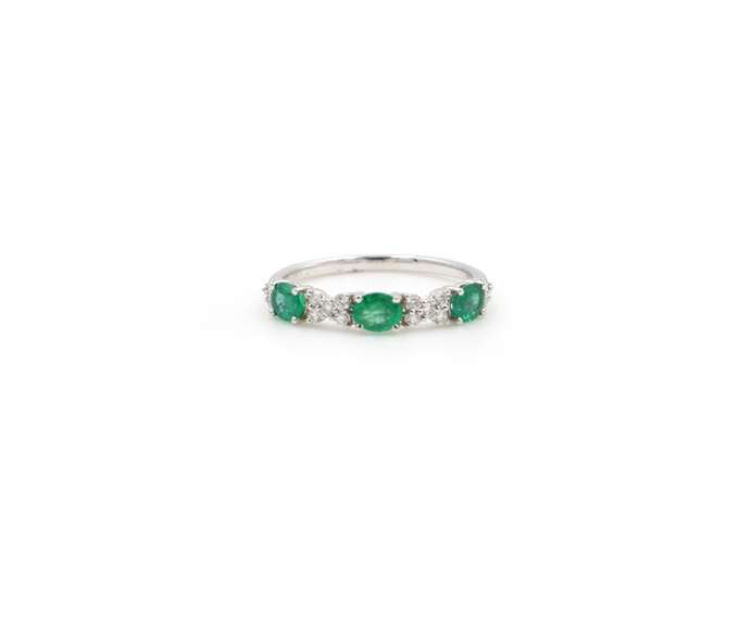 Wonderful White Gold Emerald and Diamond Band