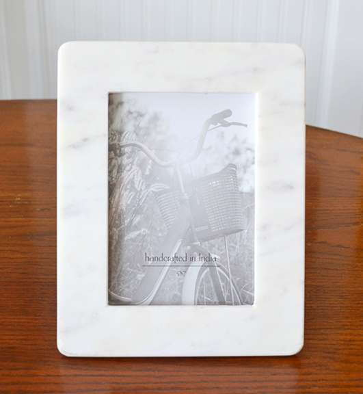 Vertical or Horizontal White Marble Photo Frame With Glass, 5x7 Picture