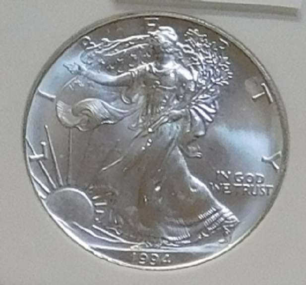 1994 Unc Silver Eagle NGC MS-69 scarce