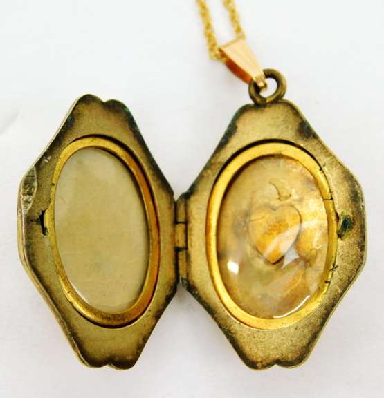 Beautiful Early Gold Filled Diamond Locket & Chain