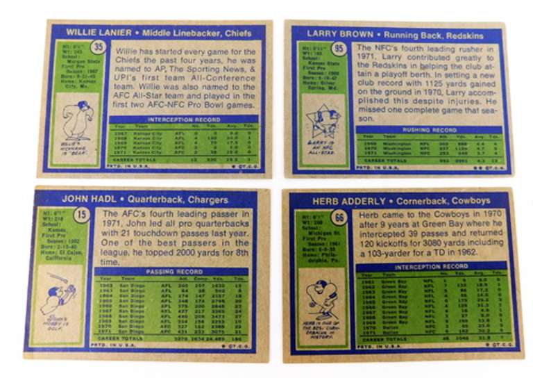 4 Topps 1972 Football Greats Cards